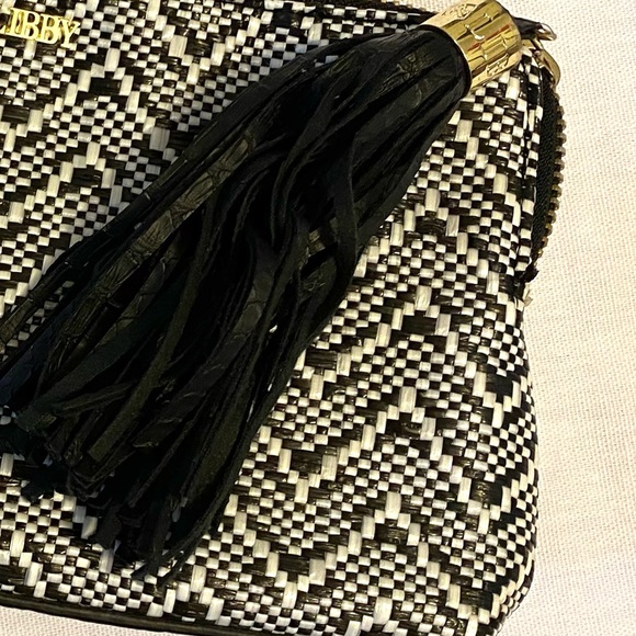 Black & White Woven Clutch | Sam & Libby - Picture 5 of 5